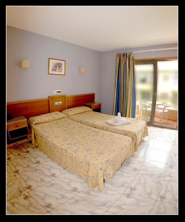 Hostal Carel 厄尔梅达诺 客房 照片